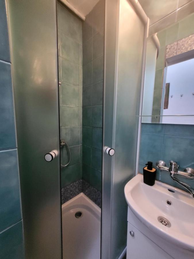 Апартаменти Carmen Housing 2 Бухарест Екстер'єр фото
